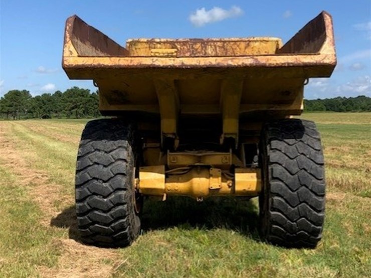 #2210-•-1984-caterpillar-dump-truck-image-4