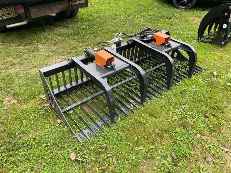 new-7'-skidsteer-grapple-bucket-image-2