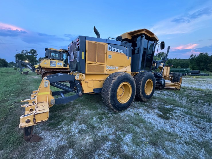 2018-john-deere-672-image-5