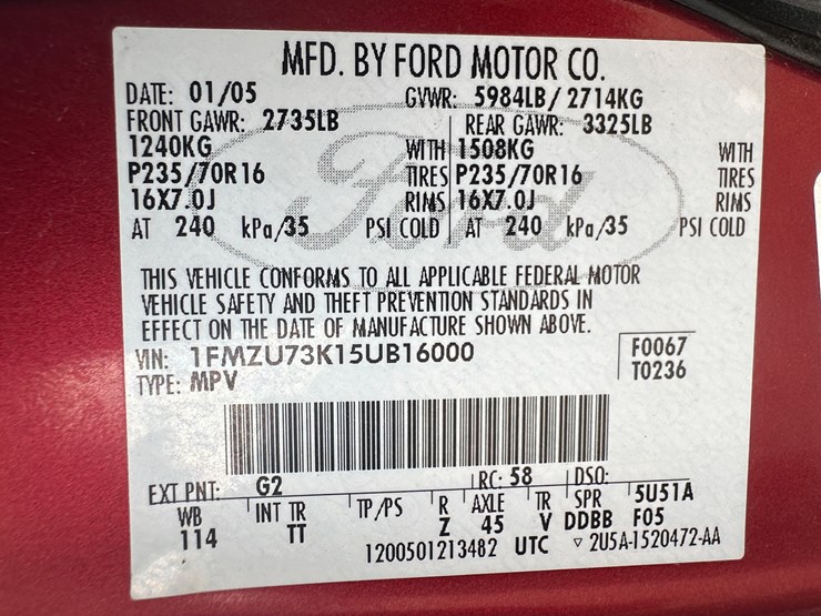 2005-ford-explorer-image-38