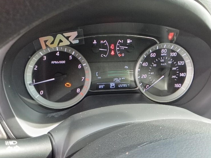 2014-nissan-sentra-runs/moves-s-image-6