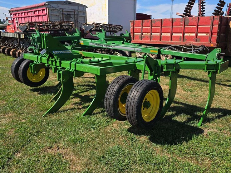 john-deere-900-image-1