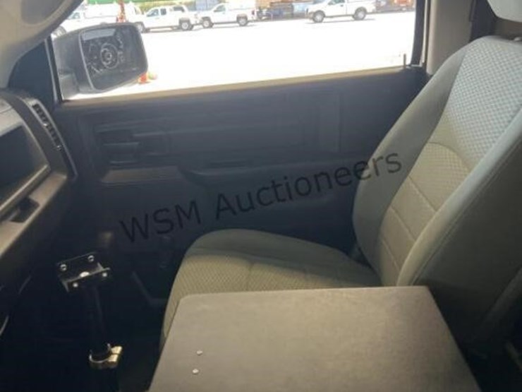 2016-ram-2500-p/u-image-17