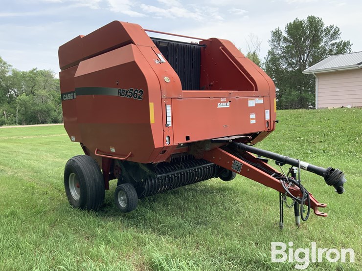 2003-case-ih-rbx562-image-3