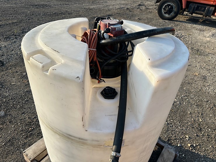 snyder-industries-polyolefin-agri-tank-image-4