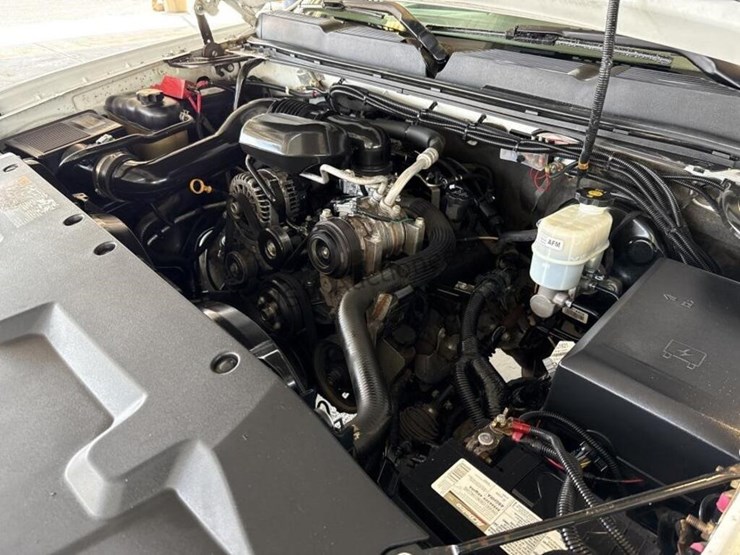 2012-chevrolet-silverado-1500-image-13