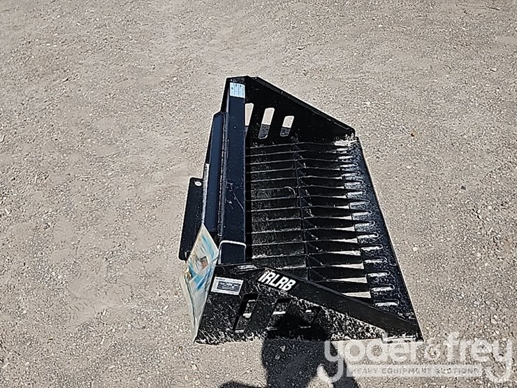 unused-ir-rock-bucket-to-suit-skidsteer-image-6