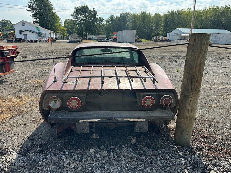 1974-corvette-stingray-image-5