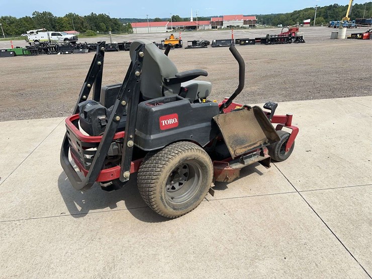 toro-titan-mx5400-zero-turn-mower-image-3