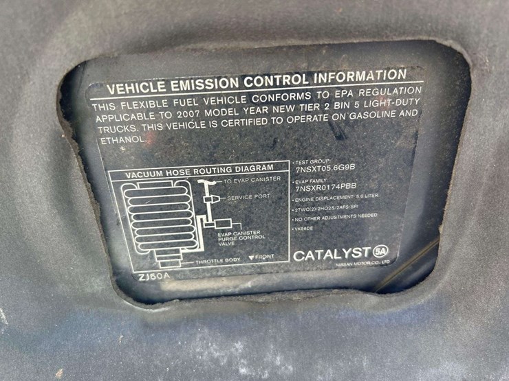 2007-nissan-armada-image-10