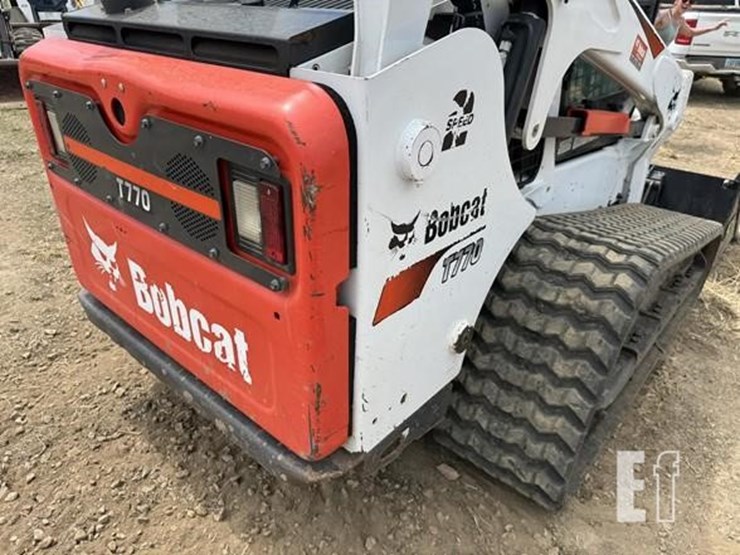 2019-bobcat-t770-image-74