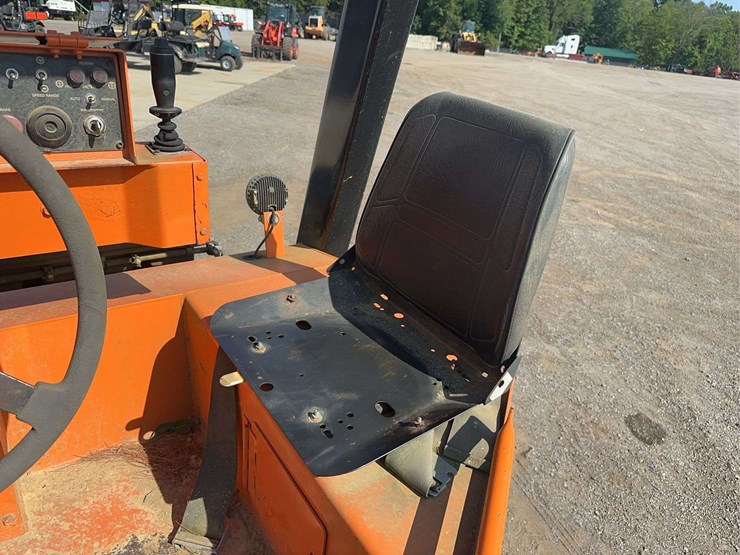 hypac-double-smooth-drum-asphalt-roller-image-23