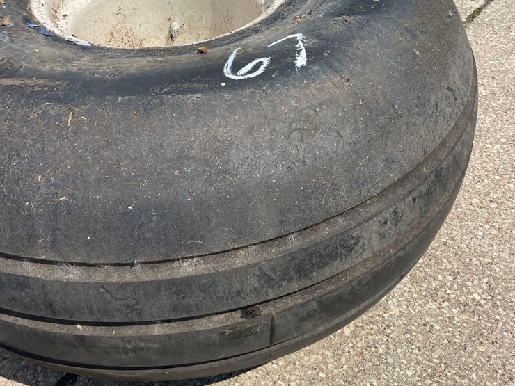 3-goodyear-21.5l-16-wagon-tires-image-11
