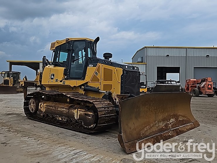 2018-deere-850k-image-7
