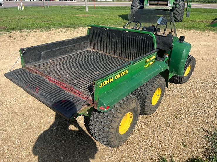 john-deere-gator-image-3