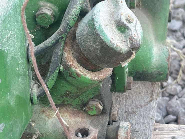 john-deere-4-cylinder-pony-motor-image-11