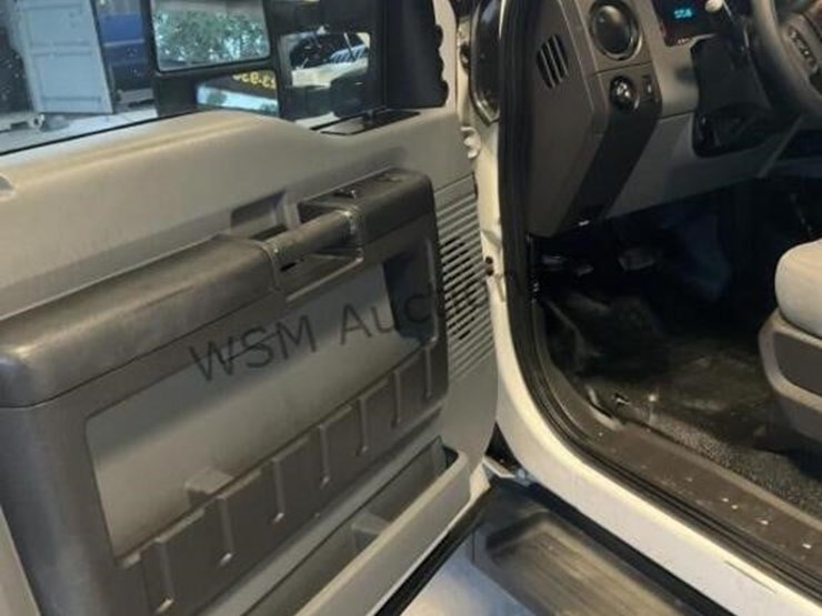 2014-ford-f250-image-24