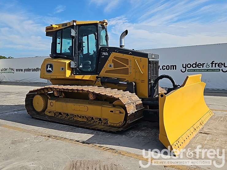 2022-deere-750l-image-8