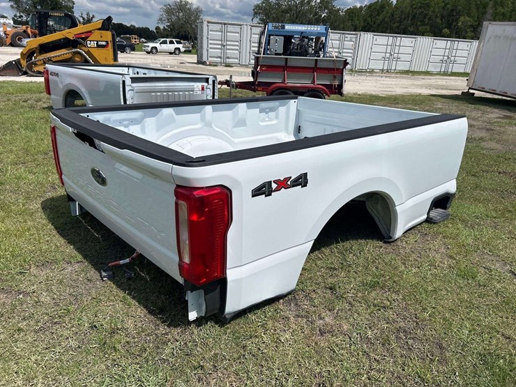 ford-super-duty-pickup-truck-bed-image-3