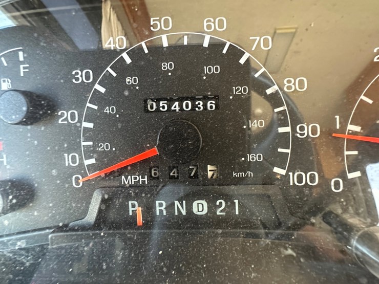 2000-ford-f550-image-15