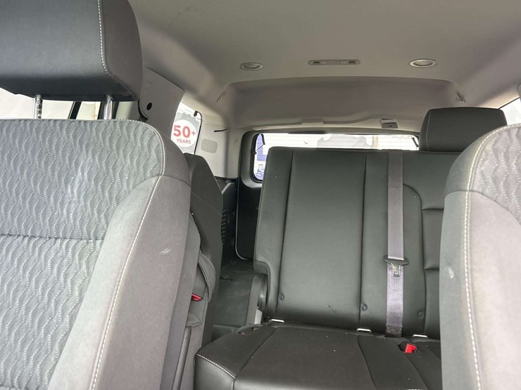 2018-chevrolet-tahoe-image-19