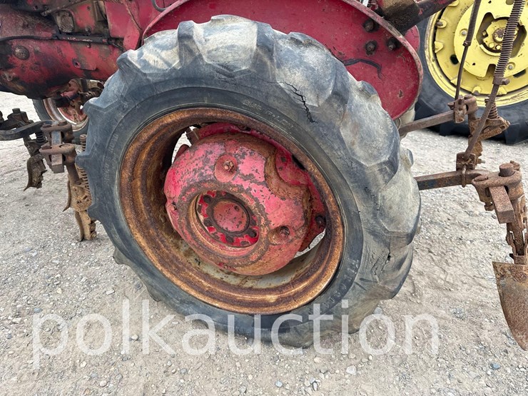 944---farmall-130-(sn#-2772)-image-10