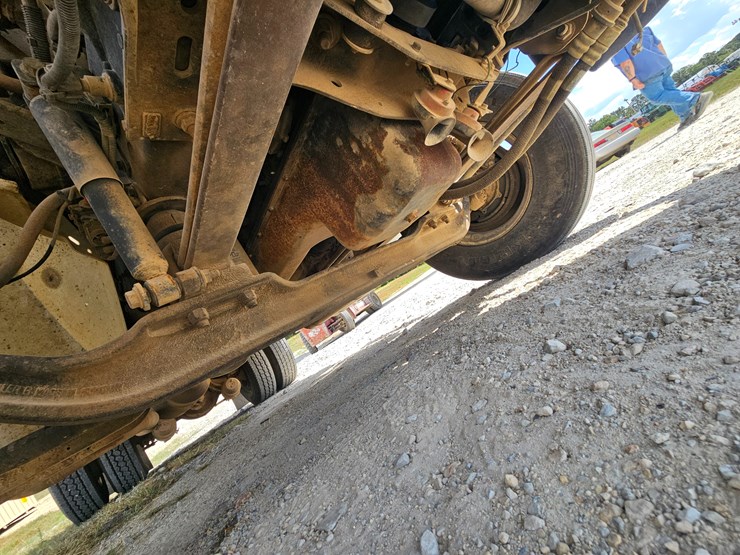 2008-international-durastar-4300-image-43