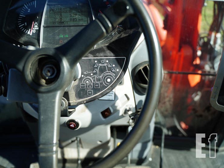 2018-kubota-m7-151-image-38