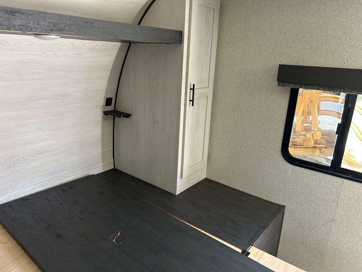 2022-k-z-sportsmen-260bhse-28ft-t/a-travel-trailer-image-7