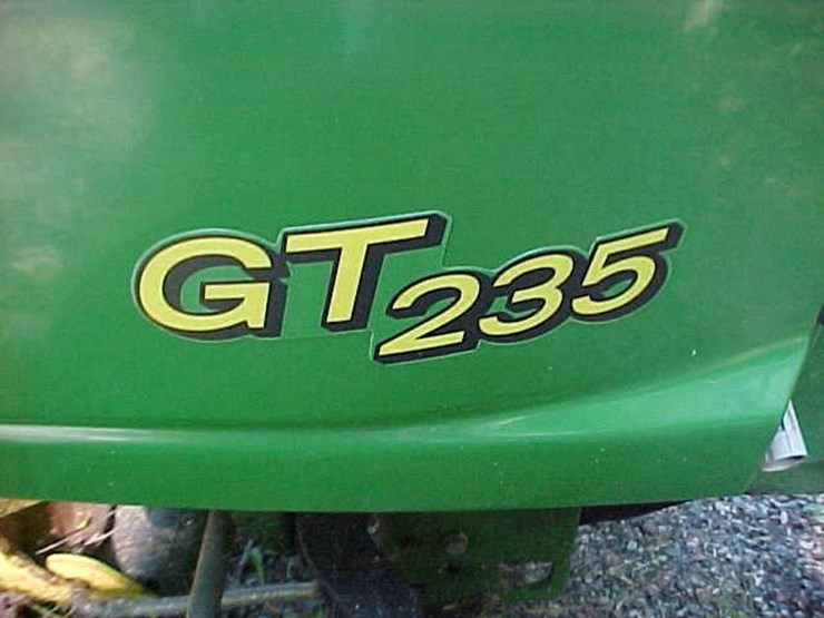 john-deere-gt235-image-5