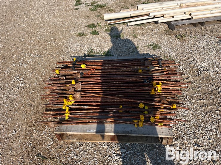 electric-fence-posts-image-8