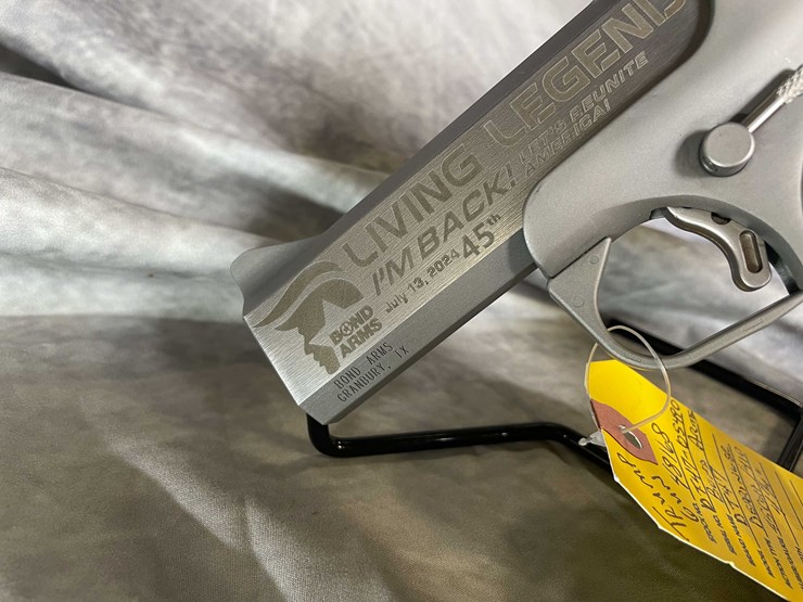 #4548-•-bond-arms-limited-edition-trump-derringer-45-auto-pistol,-sn:-dt47-05490-image-13