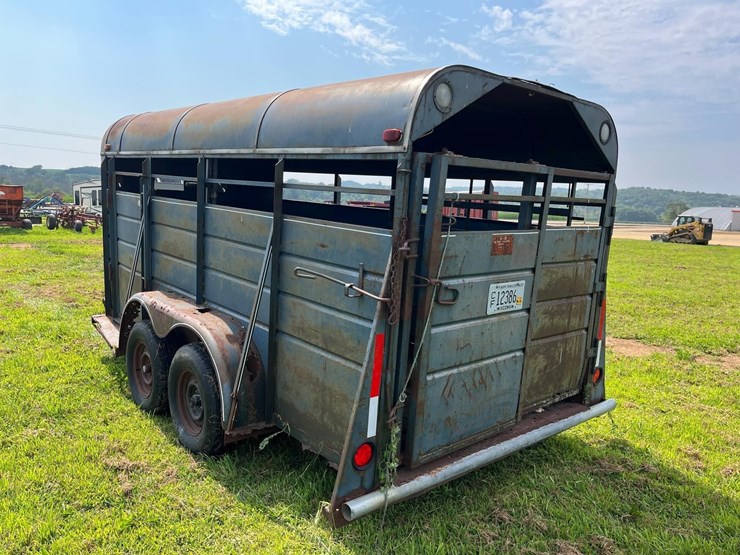 14ft.-livestock-trailer-image-7