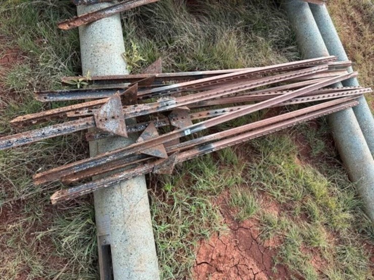 10-count--6'-t-posts-image-1