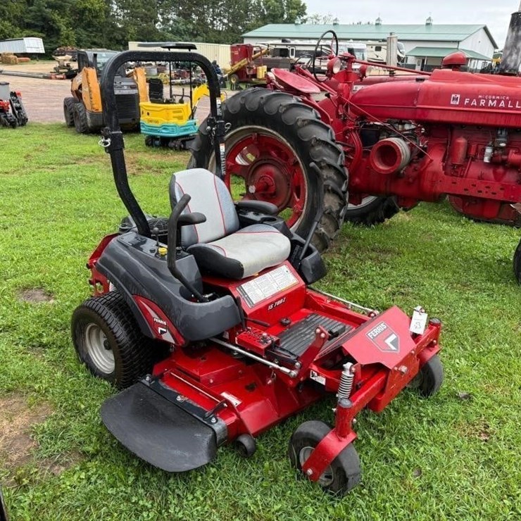 Ferris IS700Z Zero Turn Lawn Mower