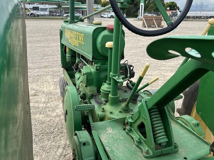 1982-john-deere-b-image-8