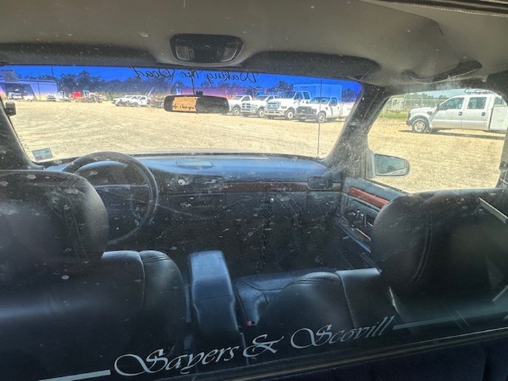 #22948-•-1997-cadillac-victoria-hearse-image-33