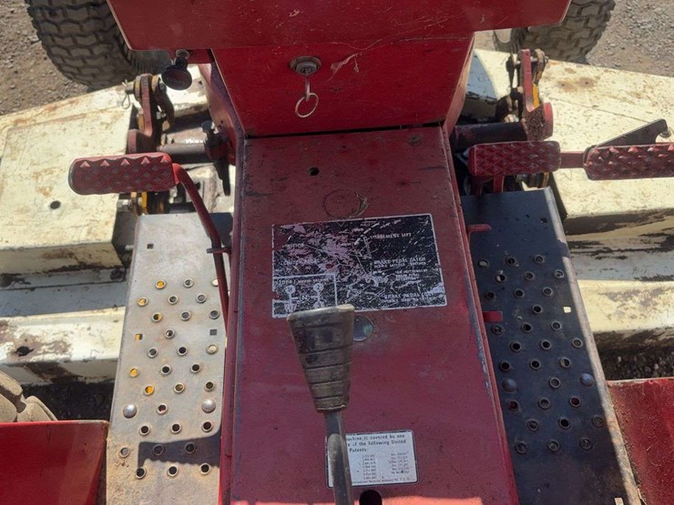 interntional-184-2wd-tractor-image-20