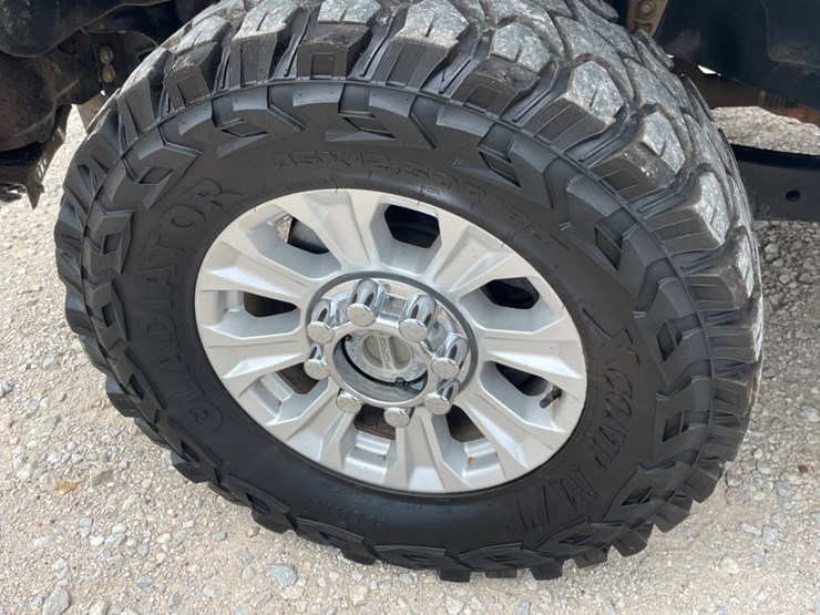 2020-ford-f250-image-10
