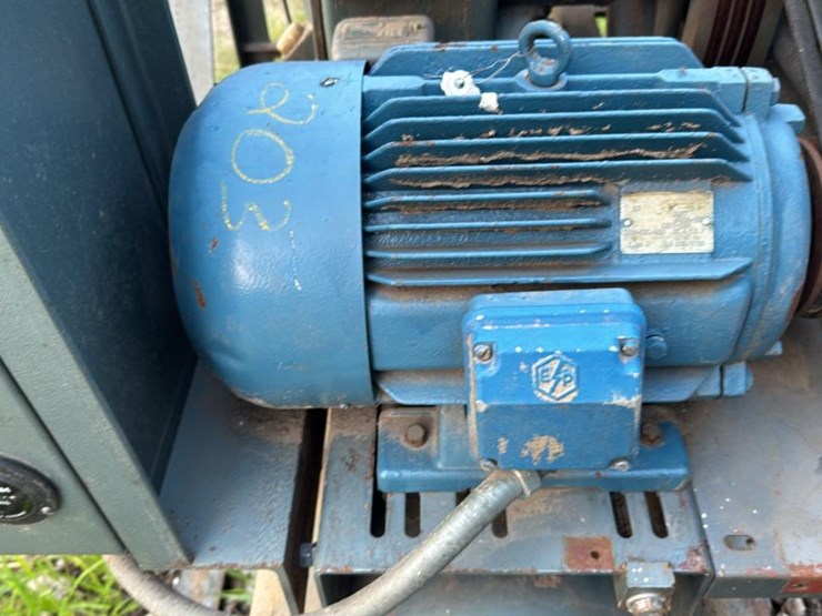 #138-•-ingersoll-rand-air-compressor-image-12