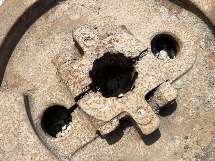 john-deere-model-a-flywheel-image-3