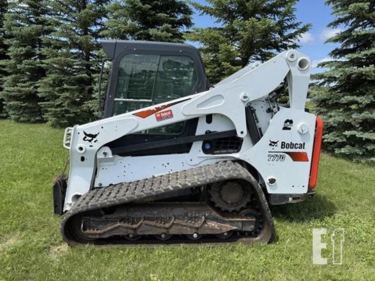 2019-bobcat-t770-image-8