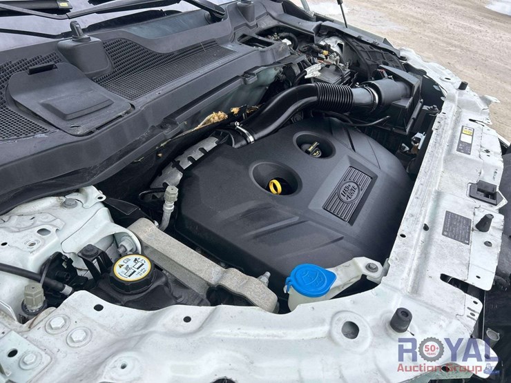 2017-land-rover-discovery-suv-image-9
