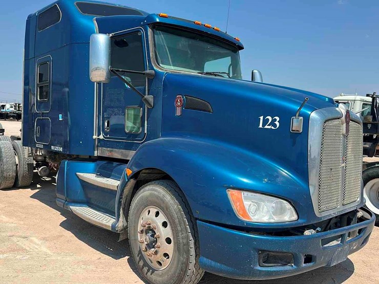 kenworth-t600-image-3