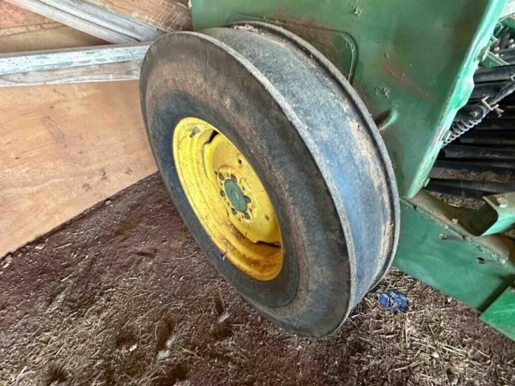 john-deere-8350-image-21