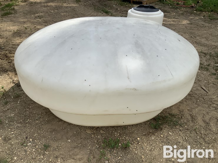 210-gal-plastic-water-tank-image-4