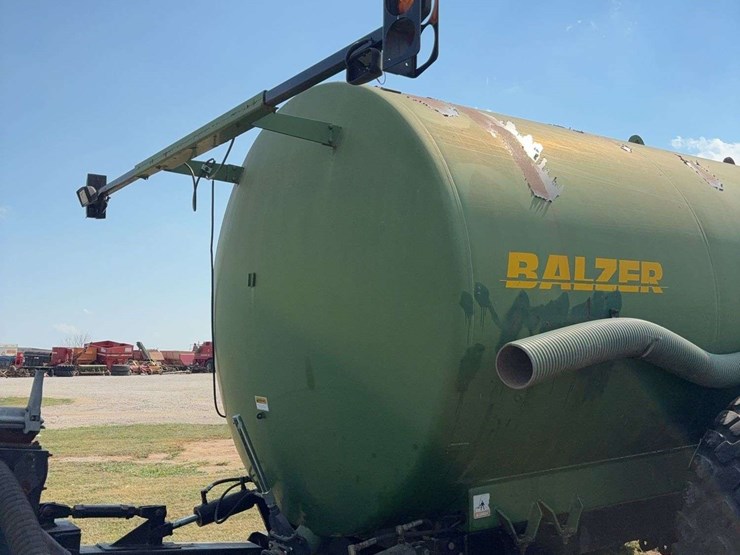 blazer-magnum-7500-gallon-slurry-vac-tank,-5-shank-plow-down,-steerable-double-axel,-hydraulic-driven-pump,-field-ready-image-12