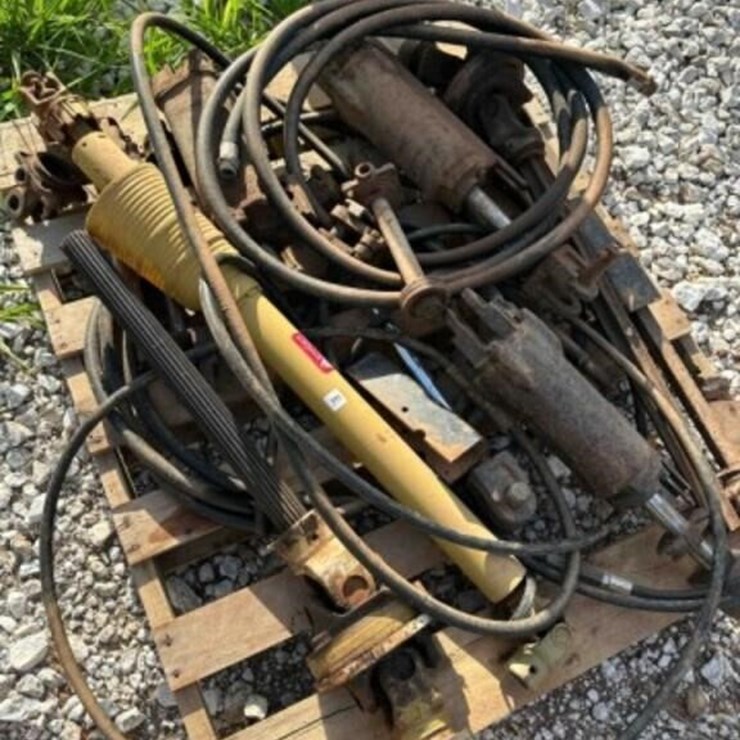 3 Hydraulic Rams/Parts, 4 - PTO Shafts