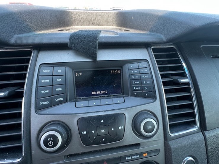 #23002-•-2017-ford-taurus-image-59
