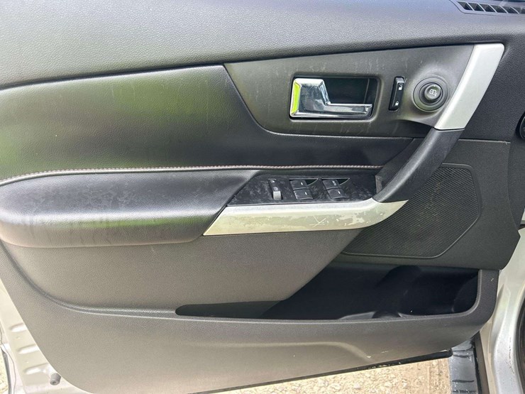 2013-ford-edge-sel-image-11